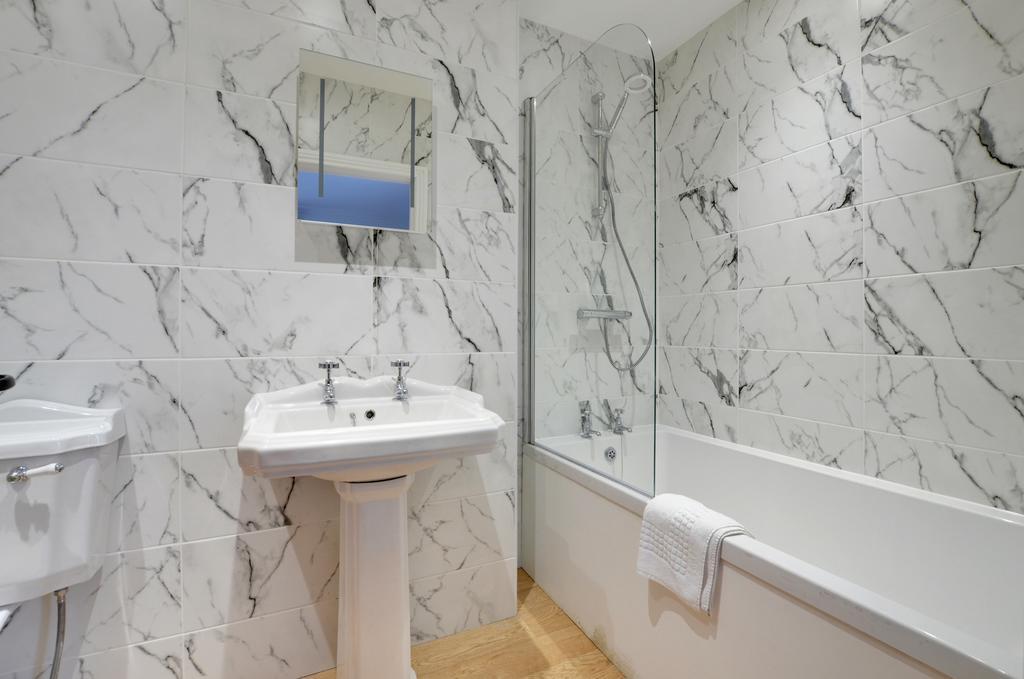 Lynton Cottage Seaview Apartments Линтон Экстерьер фото